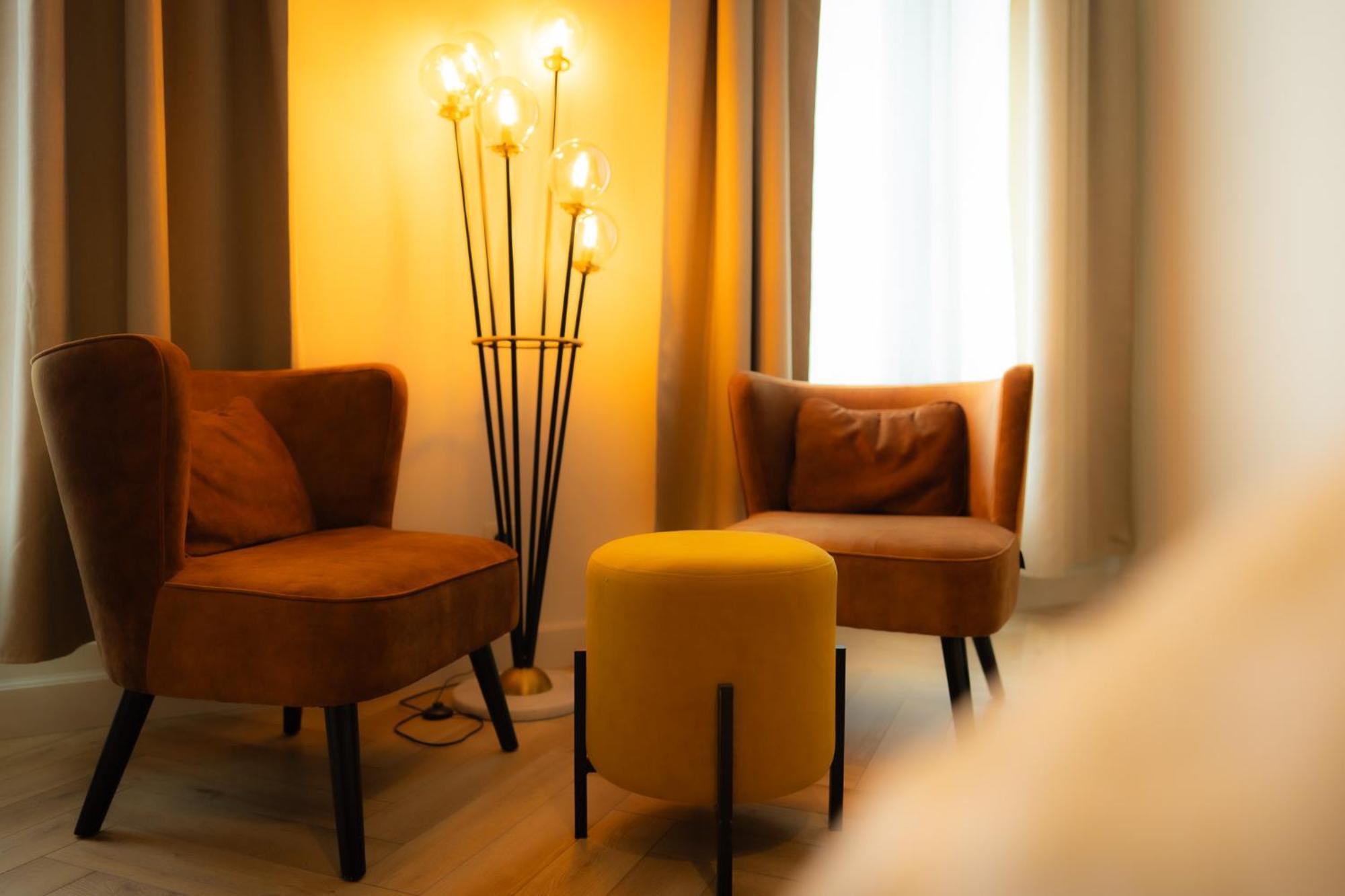 Hotel Grand Place มงส์ ภายนอก รูปภาพ