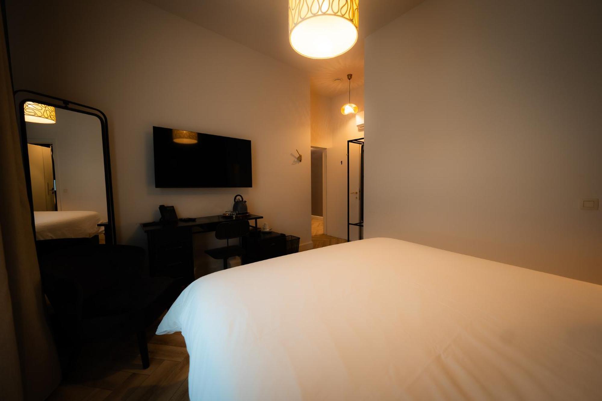 Hotel Grand Place มงส์ ภายนอก รูปภาพ