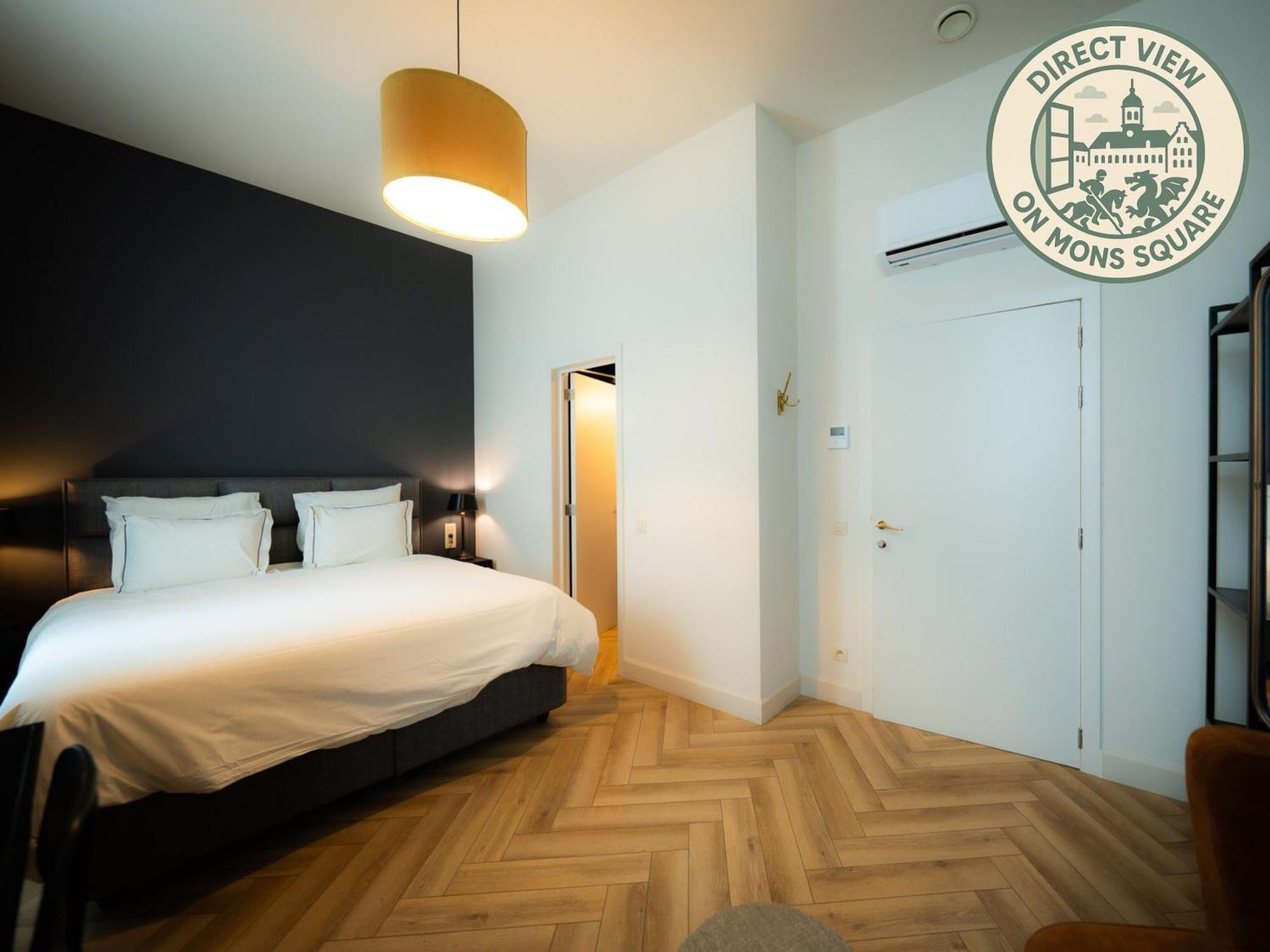 Hotel Grand Place มงส์ ภายนอก รูปภาพ